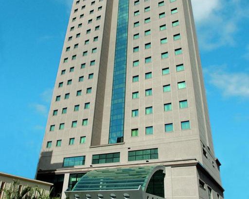 Bom Retiro Hotel | Accessible Comfort at Luz Plaza São Paulo - 4-Star Stay