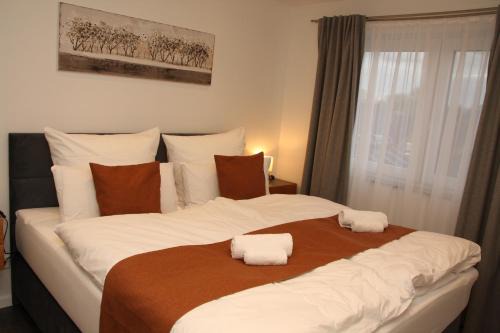 Augustdorf Apartment | Highly Rated LV Apartment with Family-Friendly Amenities