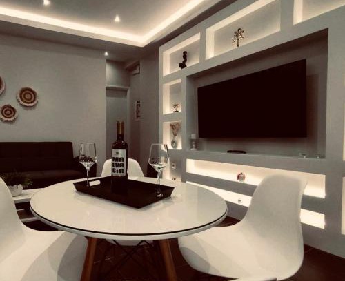 Vonitsa Apartment | Kid-Friendly Lydia Apartment – Guest Rated 9.8/10!