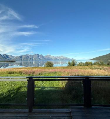 Lyngen House | Discover Lyngen Biarnes: Family-Friendly Retreat in Nordreisa