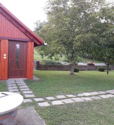 Tard Apartment | Cozy Mátyás Apartman with Breakfast & Child-Friendly Amenities