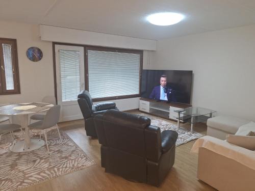 Maentsaelae Apartment | Mäntsälä Centrum- huoneisto saunalla ja ilmaisella pysäköinnillä