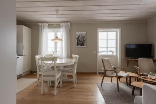 Are Apartment | Top-Rated MårtenLiens Gård: Family-Friendly Retreat