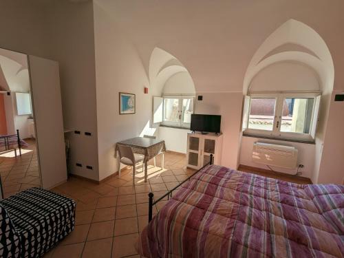 Minori Apartment | Oceanfront Méditerranée: Guest Rated 9.1/10 for Families