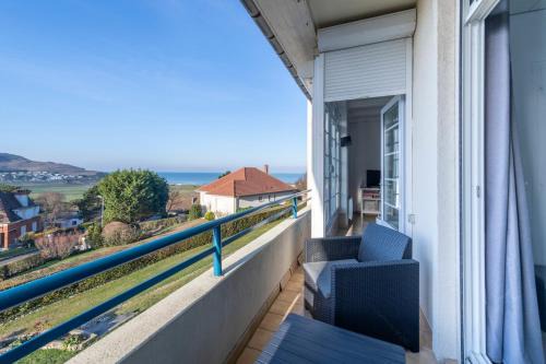 Criel-sur-Mer Apartment | Cozy Mélodie Apartment with Sea View - Perfect for Families