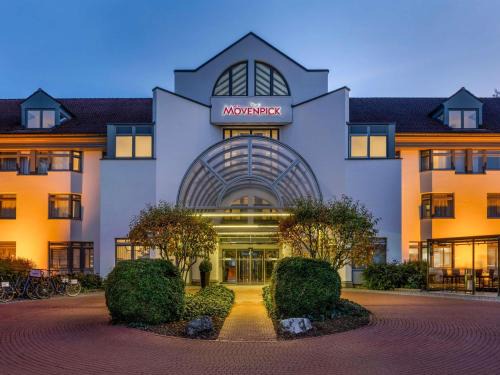 Hallbergmoos Hotel | Discover Mövenpick Hotel München-Airport: Pet-Friendly Stay
