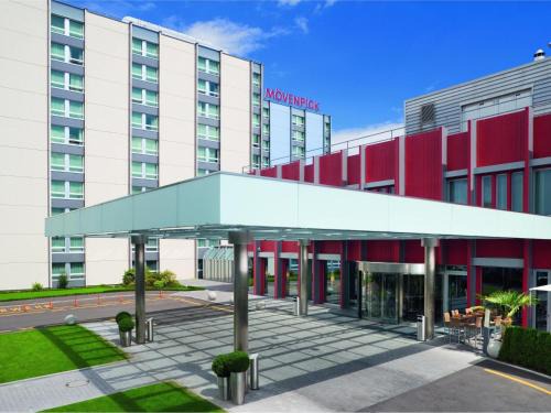 Glattbrugg Hotel | Discover Mövenpick Hotel Zurich Airport: Pet-Friendly Retreat