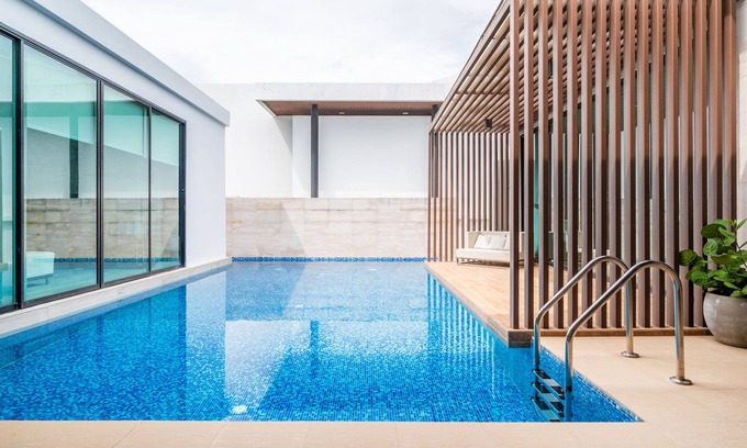 Na Chom Thian Villa | Private Pool Oasis: Mövenpick Villa with Ocean Views