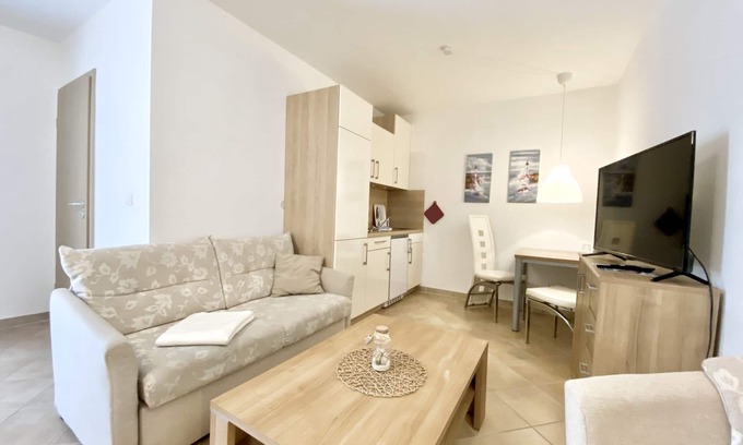 Oertzenhof Apartment | Möwe | Immaculate Oceanfront Apartment with Pool Access
