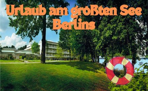 Treptow-Koepenick Hotel | Relax at Müggelseeperle: Pet-Friendly Stay with Breakfast