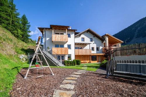 Resia Apartment | Pet-Friendly Mühlanderhof Apt Klopairspitze - Rated 9.1/10