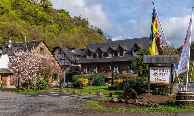 Kurrenberg Hotel | Family-Friendly Retreat at Mühlen Hotel Konschake