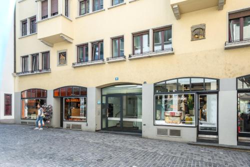 Old Town Apartment | Elegant Münstergasse Hotel in Zurich's Old Town - 4 Stars