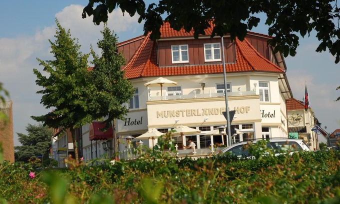 Cloppenburg Hotel | Discover Münsterländer Hof: 4-Star Pet-Friendly Retreat