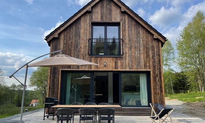 Stronie Slaskie Villa | Inviting Młynowiec 4Rest: Rated 9/10 with Hot Tub & Breakfast