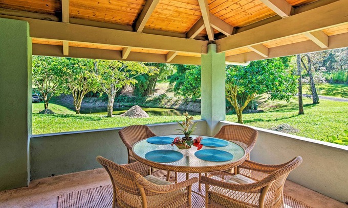 Honokaa House | 'M'la Lani' Home on 5 Acres, w/ Gas Grill!