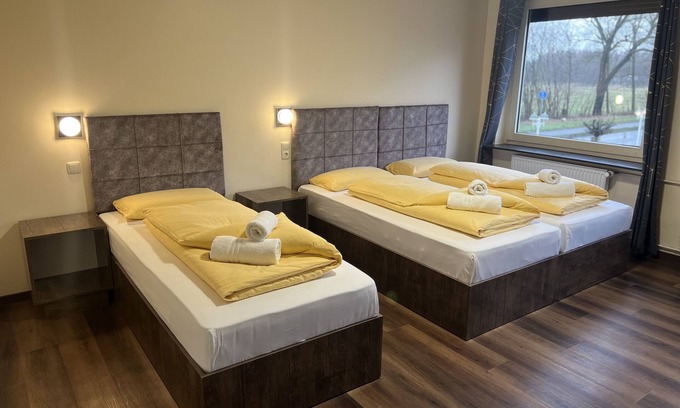 Seevetal Hotel | Family-Friendly M&M Hotel - Seevetal with Restaurant & Breakfast