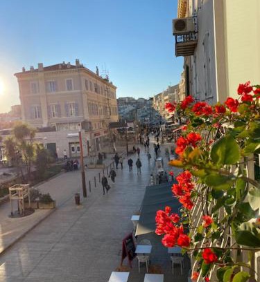 Cannes City Centre Apartment | Experience M.M.R. in the Heart of Cannes Life