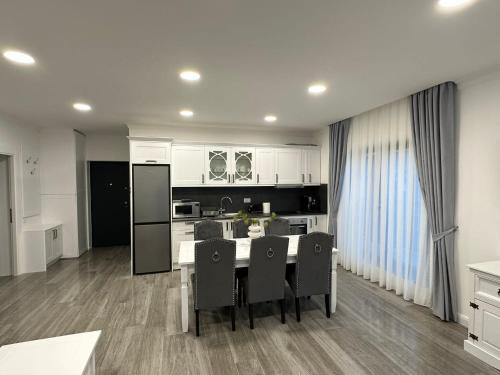 Sanmartin Apartment | Child-Friendly Stay at M&S Apartment 2 – Guest Rated 10/10