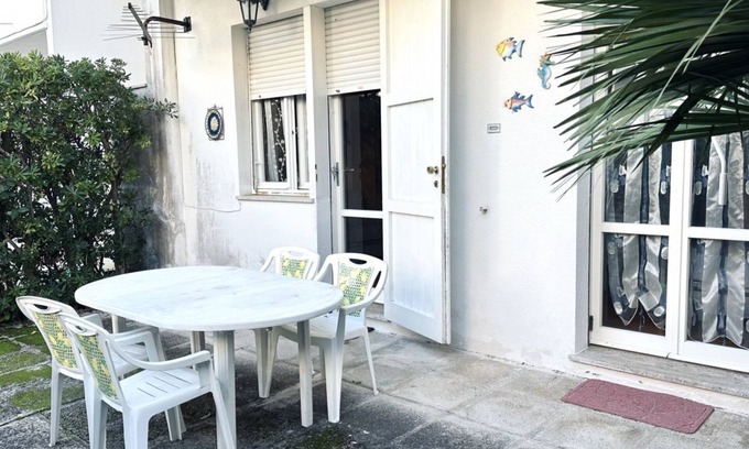 Marcelli Apartment | Guest Rated 10/10: Marcelli Apartment with Garden, Near Sea
