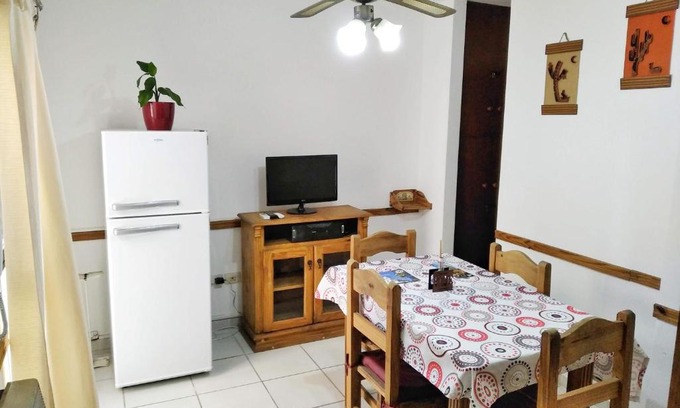 Cordoba Apartment | Cozy M772: Family-Friendly Stay with Breakfast Included
