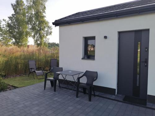 gmina Biskupice Apartment | Pet-Friendly Mały Domek with Ocean View & Kitchenette