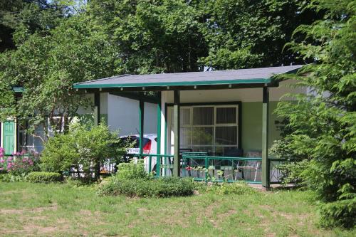 Osie House | Cozy Mały Domek: Pet Friendly & Child-Friendly Stay