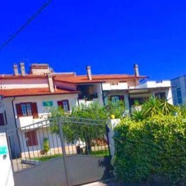 Rocca San Giovanni Bed & Breakfast | Eco-Friendly MA.DI BB: Family-Friendly Stay with Hot Tub