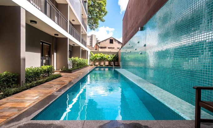 Santa Ifigenia Apartment | Comfortable Aconchego Near Estação da Luz with Pool