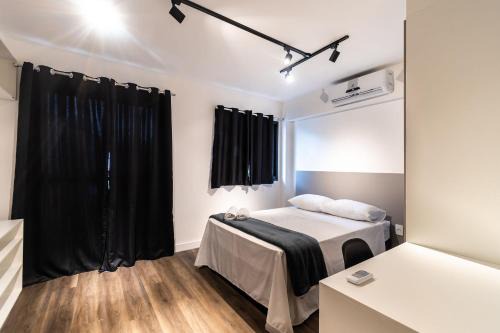 Santa Ifigenia Apartment | Discover Aconchego Near Estação da Luz with Pool Access