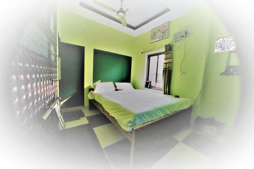 Varanasi House | Cozy Maa Durga Inn: Child-Friendly with 8.9/10 Reviews
