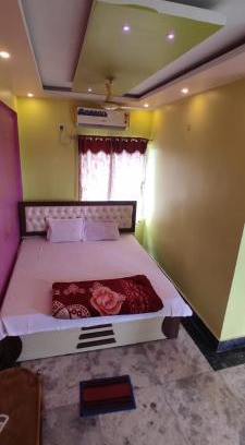 Navadvipa Hotel | Maa durga weaver lodge & banquet