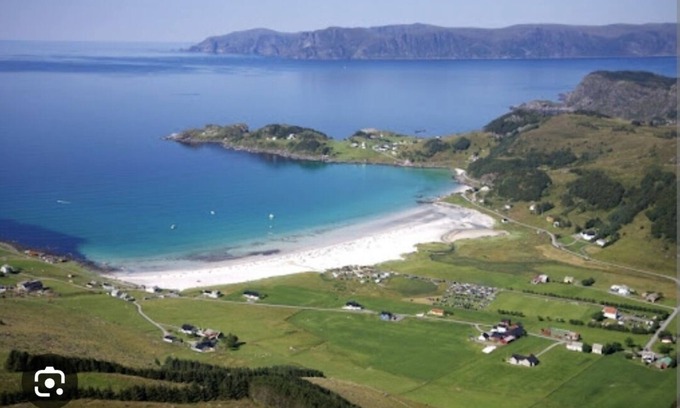 Maloy Apartment | Discover Maaloey Fjord & Mountain Panorama with Great Amenities
