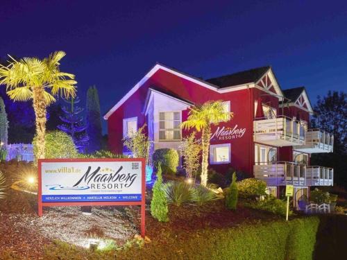 Schalkenmehren House | Discover Maarpanorama at the Scenic Maarberg Resort