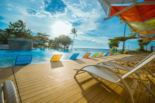 San Remigio Resort | Delightful Maayo San Remigio: Oceanfront Getaway Awaits