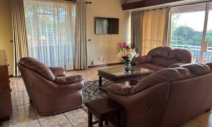 Harare House | Mabel's @ 54 Broadlands