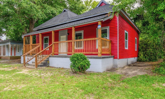 Macon Cottage | Cozy Macon Cottage with Porch - Minutes from Downtown!