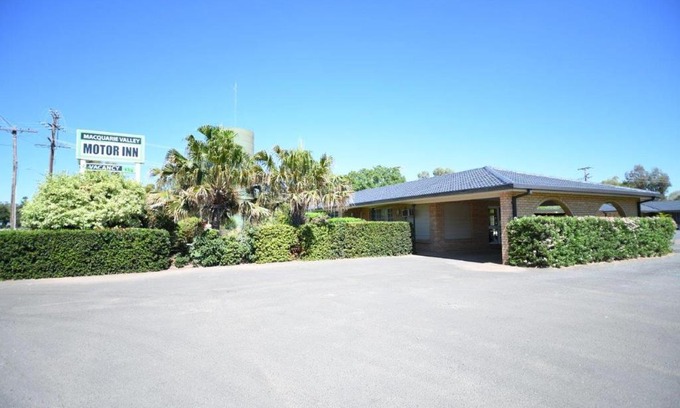 Ravenswood Hotel | Cozy Macquarie Valley Motor Inn: Family-Friendly Getaway