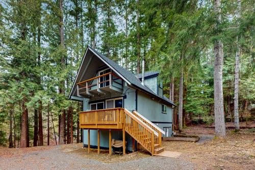 Hoodsport House | Experience Comfort at MACS Cushman Cabin, Pet-Friendly Retreat