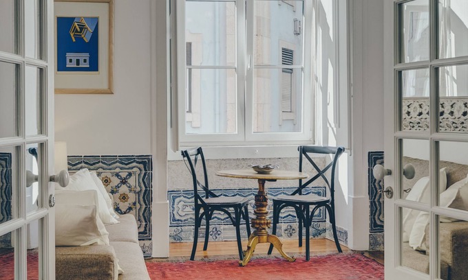 Baixa Apartment | Top-Rated Madalena City Center with Spa & Breakfast Options