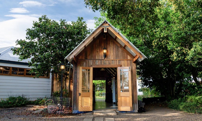 Bolwarra Bed & Breakfast | Eco-Friendly Escape at Maddies of Bolwarra - Top Guest Rated