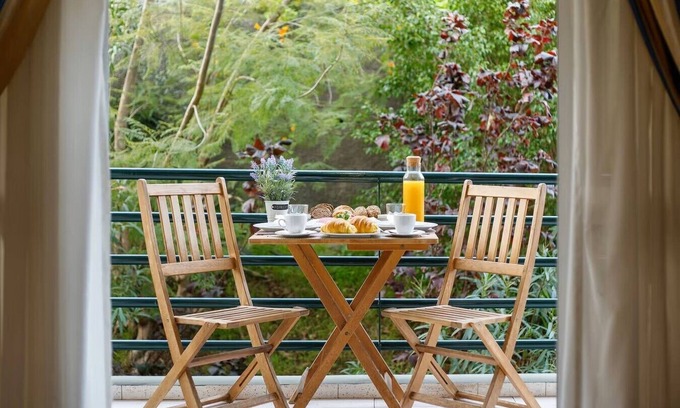 Santo Antonio Apartment | Guest Rated 10/10: Madeira Funchal Gardens with Spa & Breakfast
