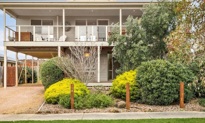 Coronet Bay House | Getaway at MADEIT in Coronet Bay: Oceanfront Bliss