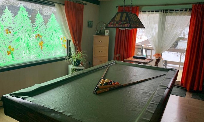 Val David House | Discover Serenity at Madelyn’s Val David Retreat
