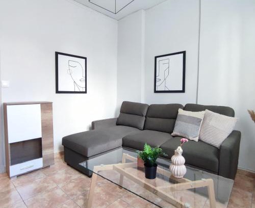 Peristeri Apartment | Discover Madi01: 4-Star Pet-Friendly Getaway with Great Reviews