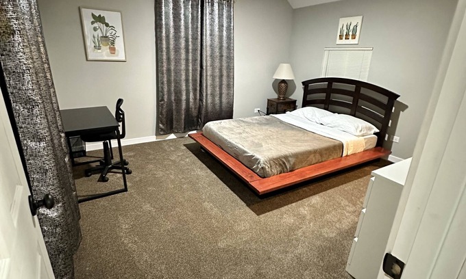 Peoria House | Comfortable Stay at Madison’s Place UNIT B with Spa & Hot Tub
