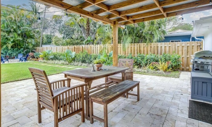 Citrus Isles House | Discover Madrina's: Cozy 3BR with Oceanfront Serenity