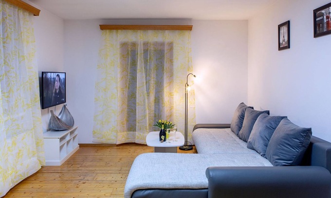 Tiefgraben Apartment | Inviting Ferienwohnung Himmelspforte with Great Amenities