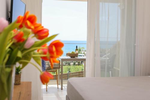 Agios Georgios Pagon Hotel | Oceanfront Comfort at Magdachris Luxury Rooms - Rated 8.8