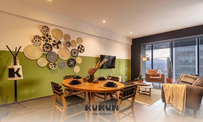 Reforma Apartment | Modern Magenta Classic Apartment with Pool & Spa Access